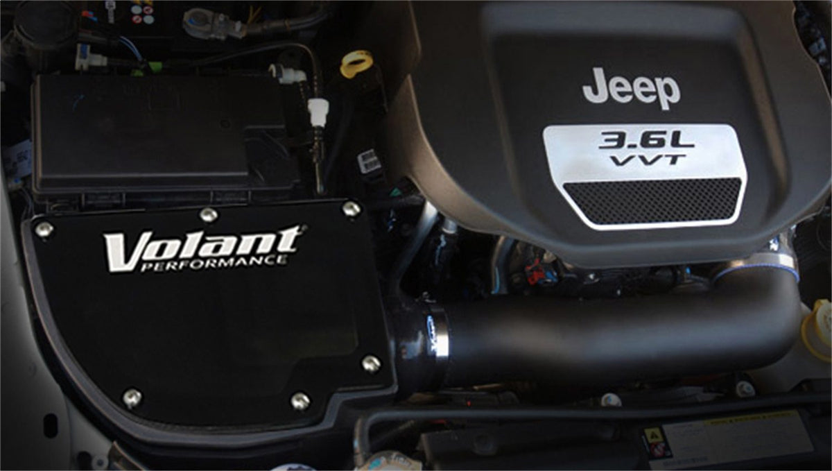 Volant 17636 - 12-18 Jeep Wrangler 3.6L V6 Pro5 Closed Box Air Intake ...